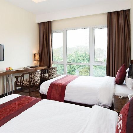 Le Carnot Hotell Hanoi Exteriör bild