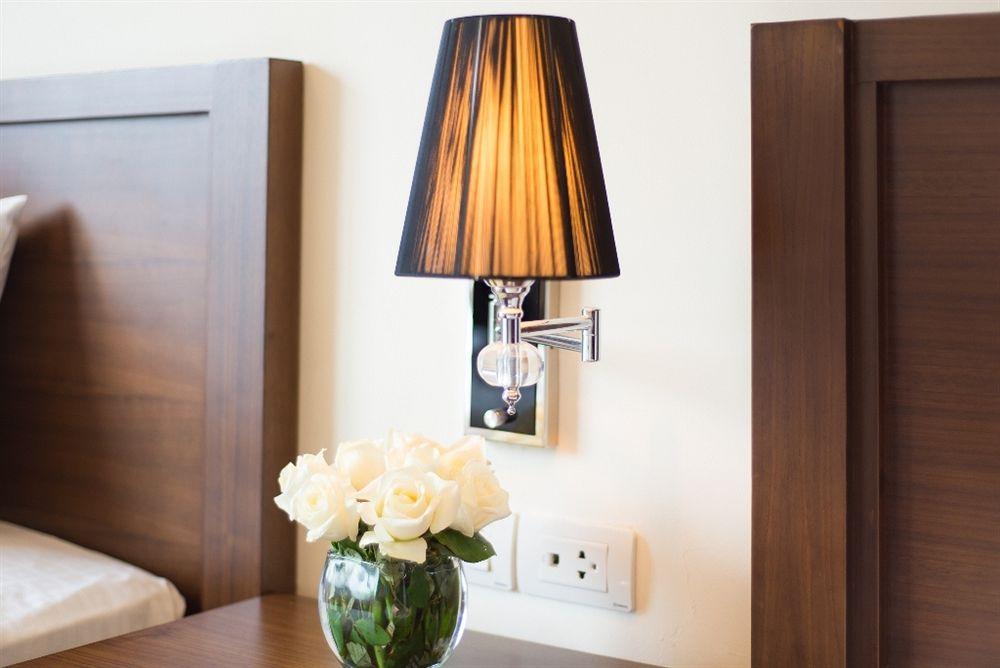 Le Carnot Hotell Hanoi Exteriör bild